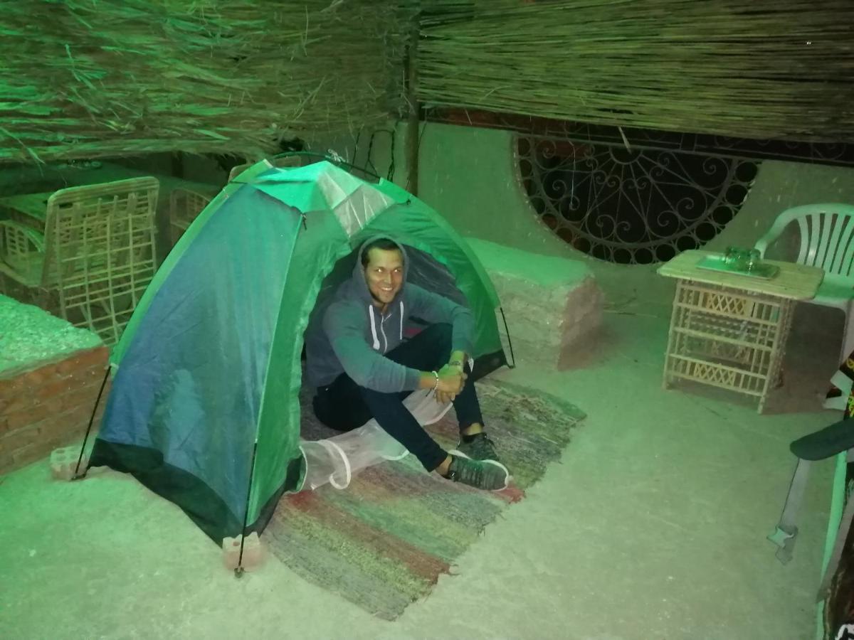 David Hostal Asuán