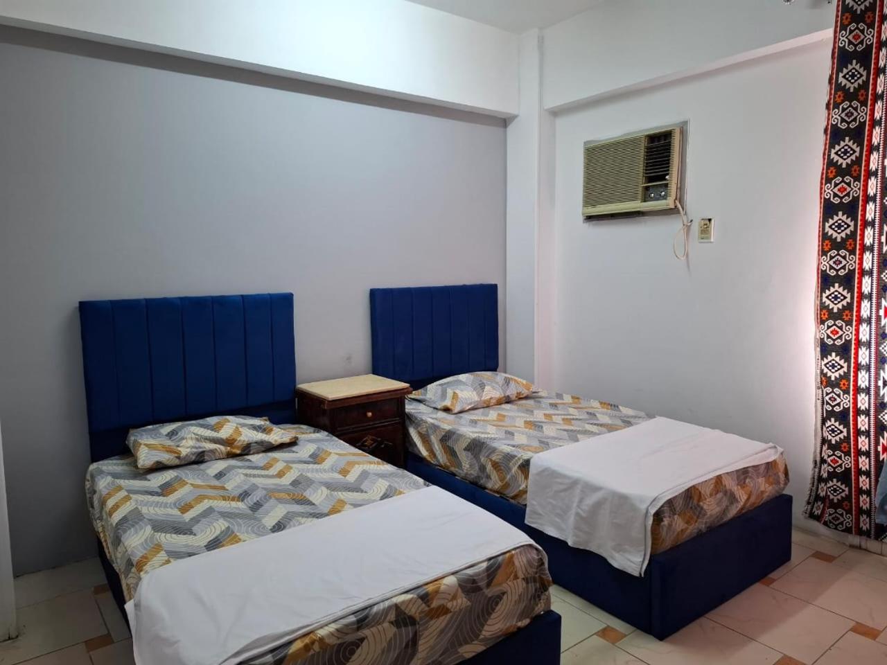 David Hostal Asuán